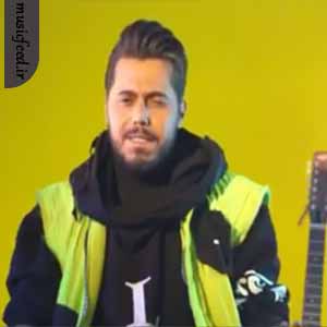 دانلود آهنگ لکنت میگیرم بگی عاشقمی آره از دانوش