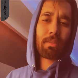 دانلود آهنگ منو برگردون از علی یاسینی